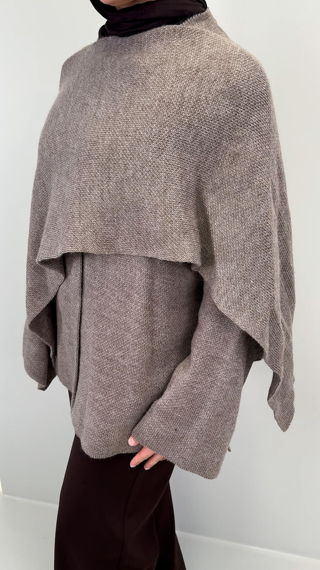 Mira Cardigan Taupe
