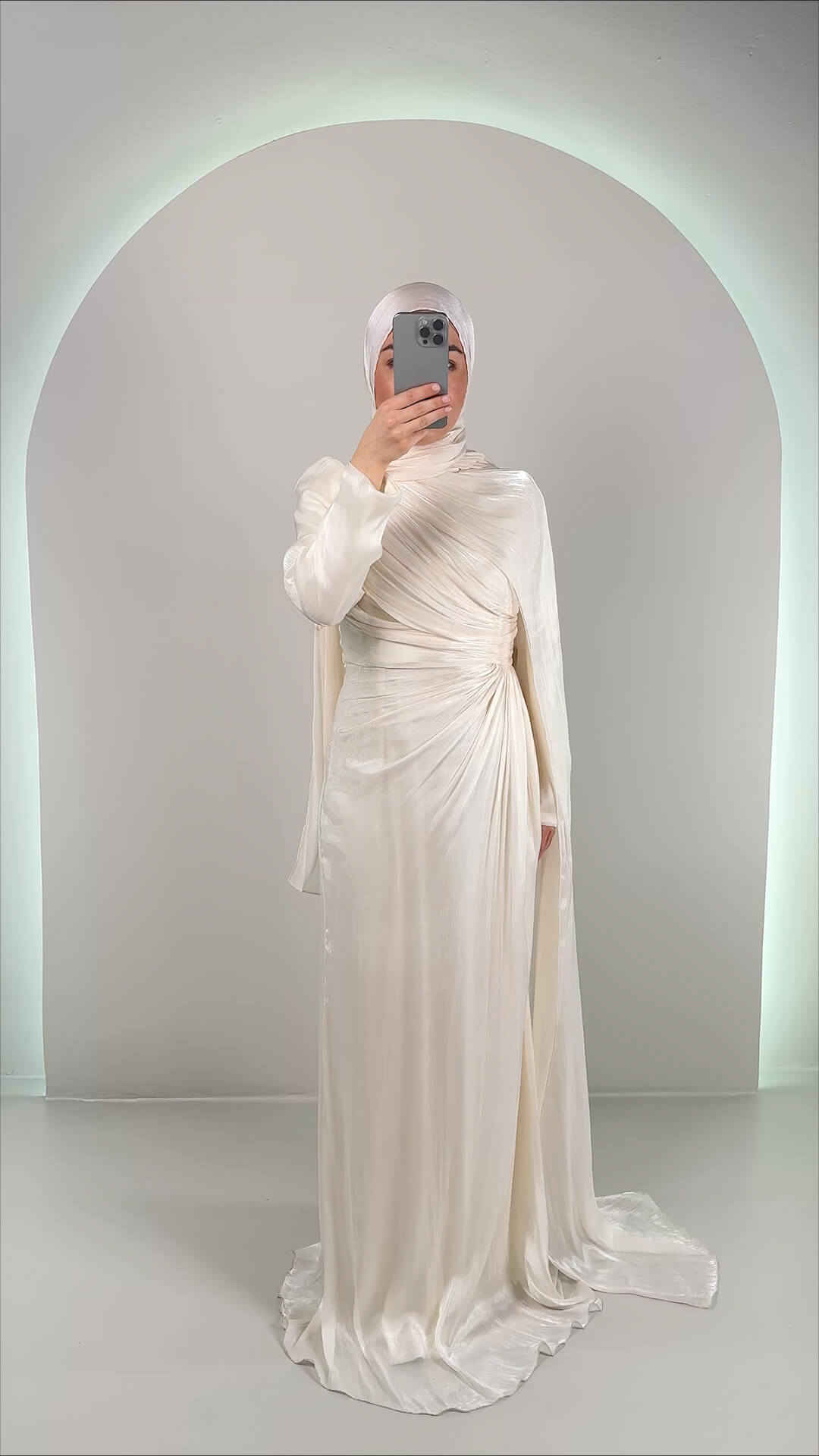 Arya Brautkleid