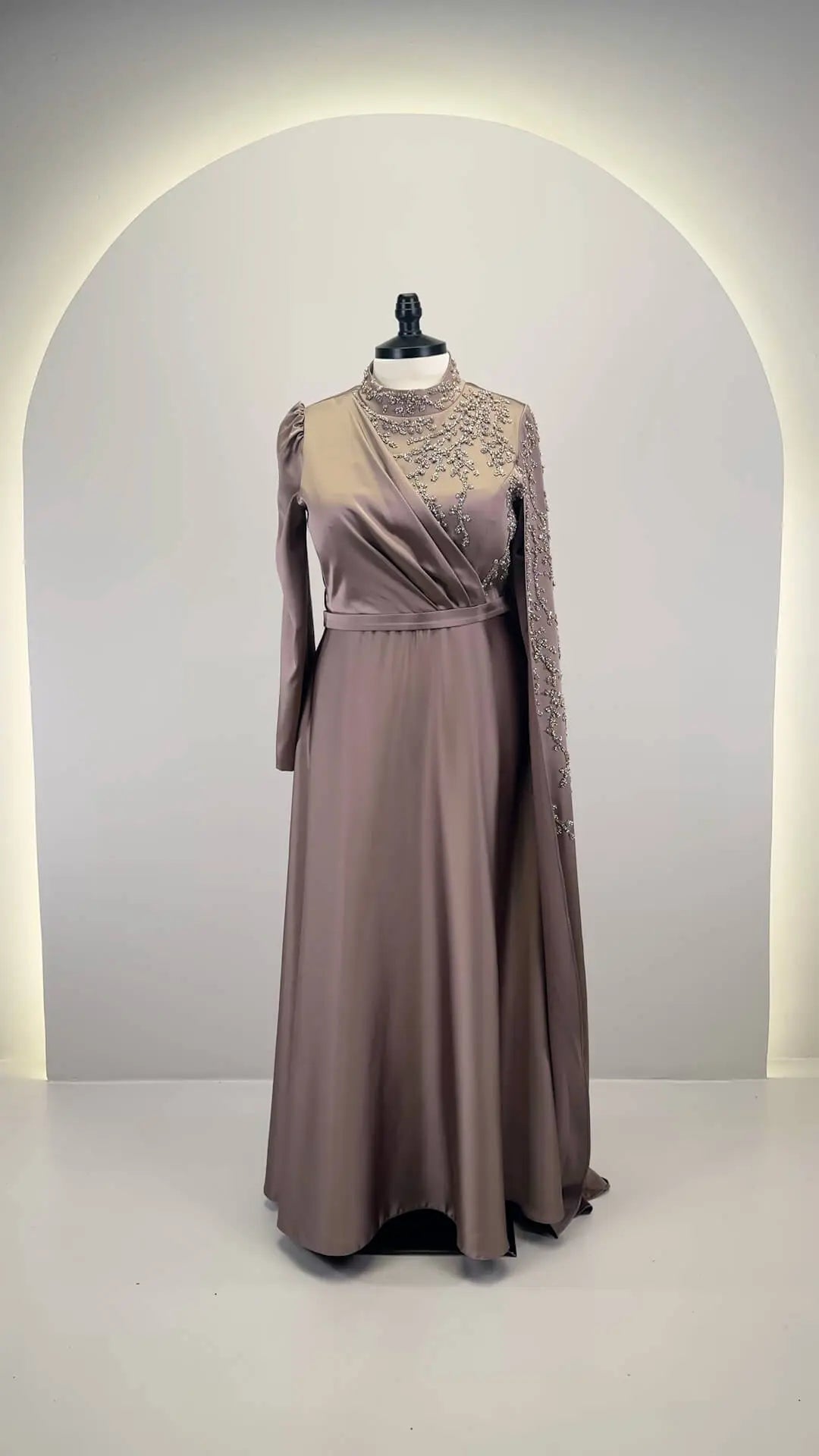 Ahri Abendkleid Beige