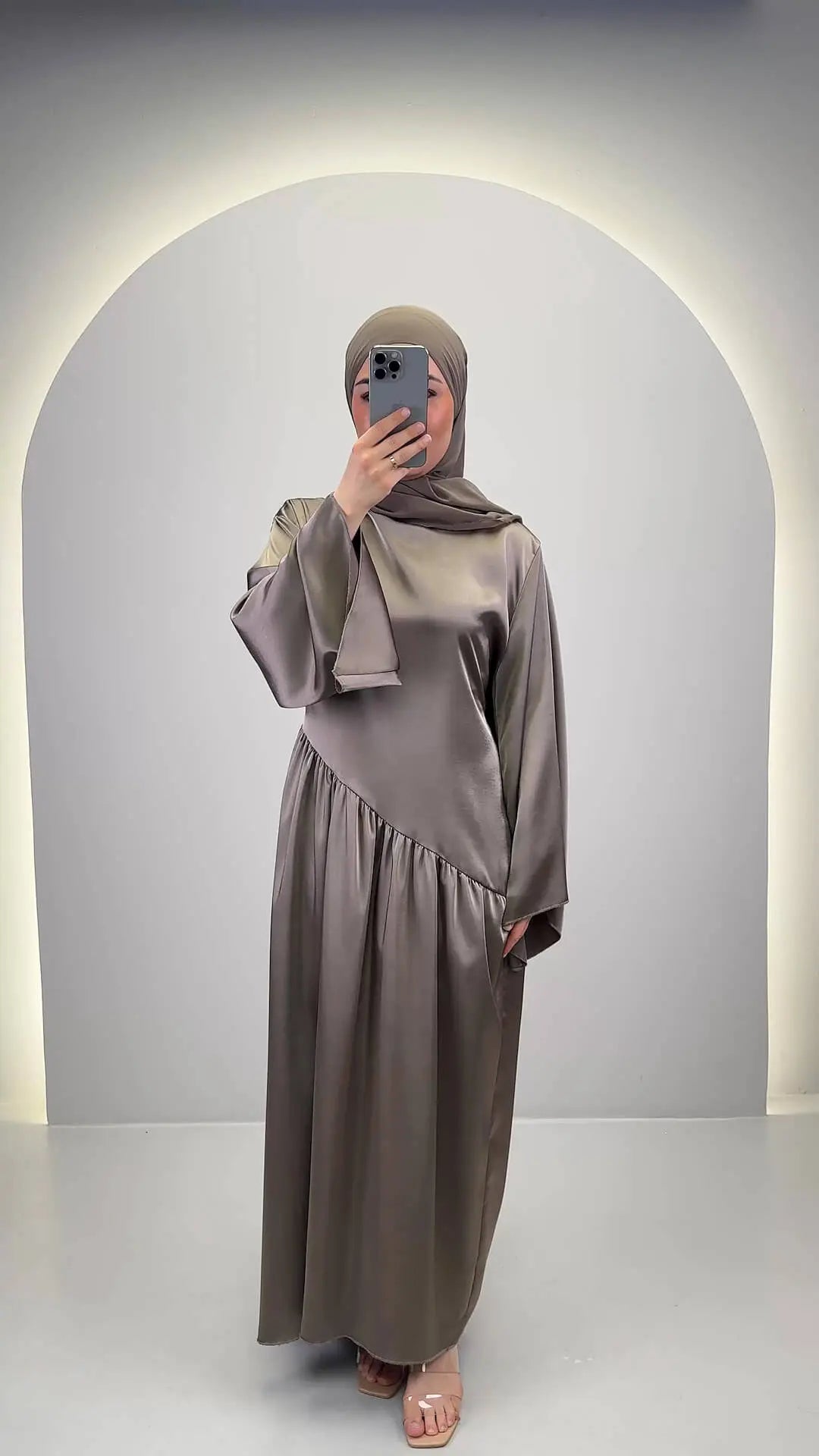 Meslia Abendkleid Taupe
