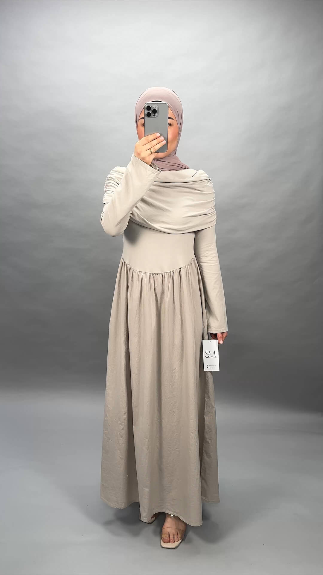 Yelena Kleid Beige